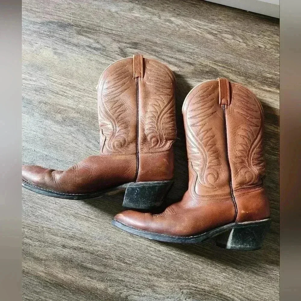 Vintage ACME Brown Leather Western Cowboy Boots - Mens Size 9.5 - Picture 2 of 8